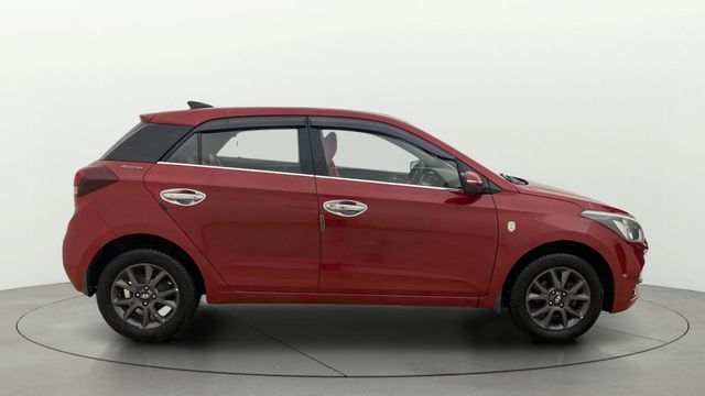 Second-hand 2020 Hyundai i20 Sportz Plus for sale in Rajkot