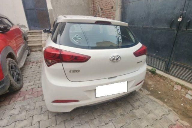 Second-hand 2018 Hyundai i20 1.2 Spotz for sale in Greater Noida