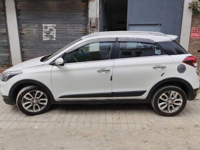 Hyundai i20 Active 1.4 SX Second-hand 2018 Hyundai i20 Active 1.4 SX for sale in Bareilly