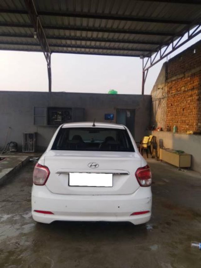 Hyundai Xcent 1.1 CRDi S Option Second-hand 2015 Hyundai Xcent 1.1 CRDi S Option for sale in Jammu