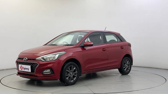 Second-hand 2019 Hyundai i20 Sportz Plus for sale in Vadodara