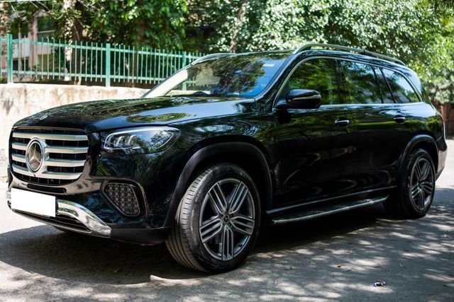 Second-hand 2024 Mercedes-Benz GLS 450 4matic for sale in New Delhi