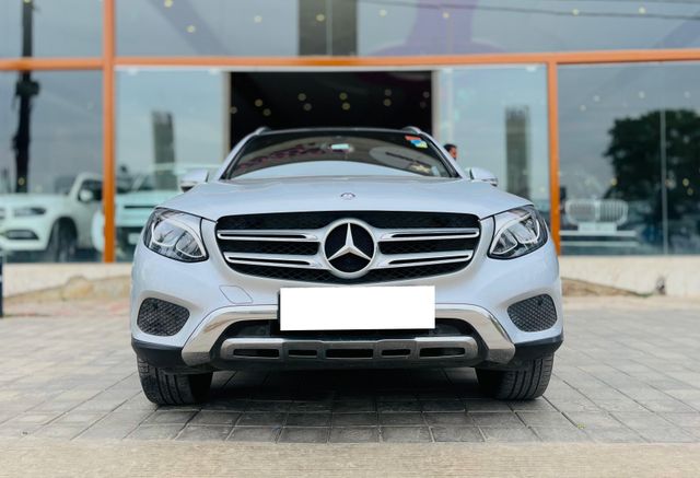 Mercedes-Benz GLC 220d 4MATIC Sport Second-hand 2016 Mercedes-Benz GLC 220d 4MATIC Sport for sale in Bangalore