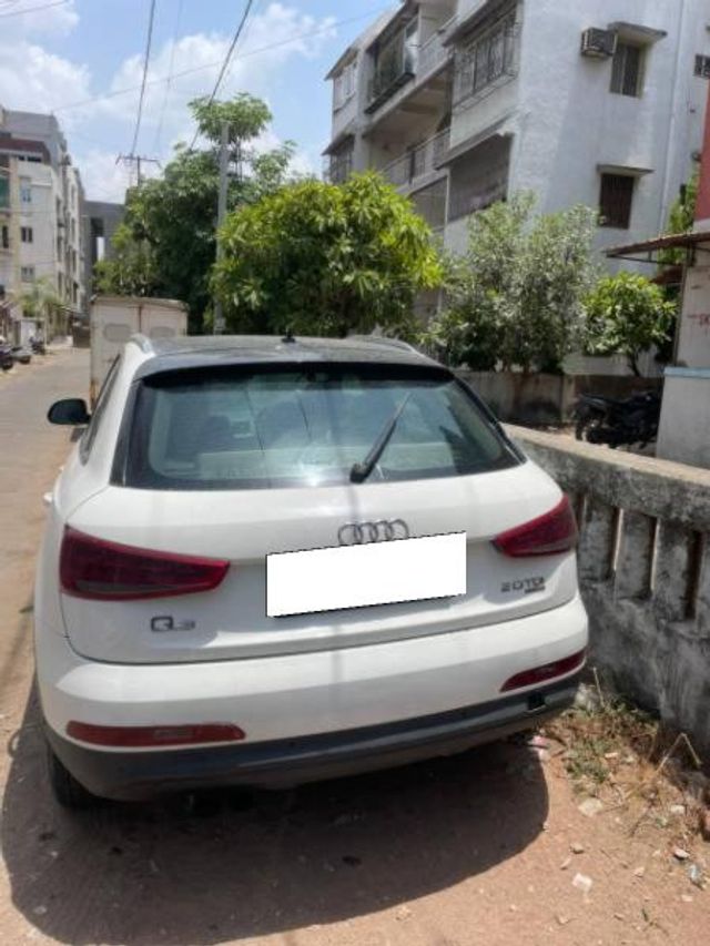 Audi Q3 2.0 TDI Second-hand 2013 Audi Q3 2.0 TDI for sale in Vadodara