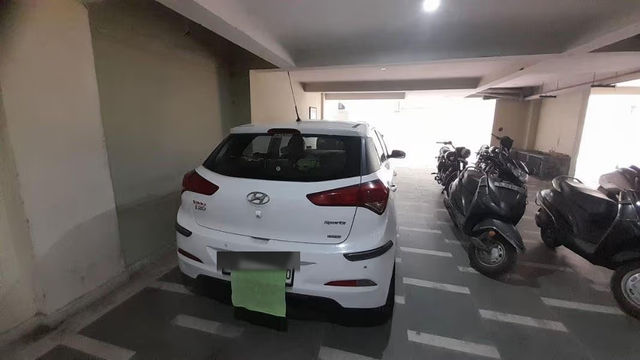 Second-hand 2015 Hyundai i20 Sportz 1.2 for sale in New Delhi