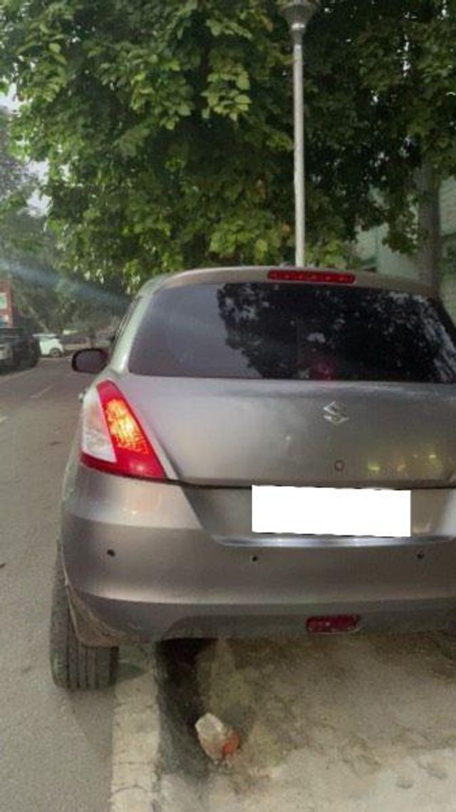 Maruti Suzuki Swift VXI Second-hand 2016 Maruti Suzuki Swift VXI for sale in Mathura