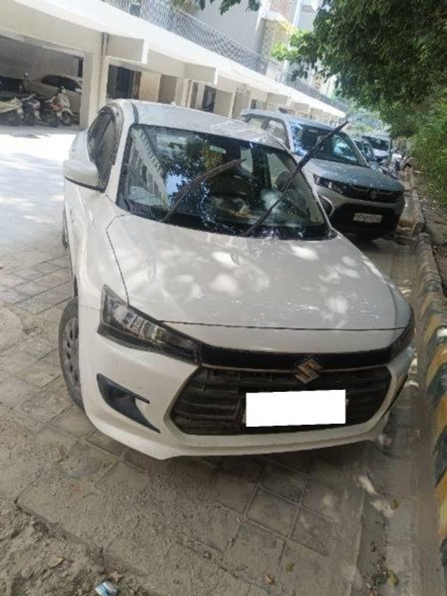 Maruti Suzuki Dzire VXI CNG Second-hand 2025 Maruti Suzuki Dzire VXI CNG for sale in Greater Noida