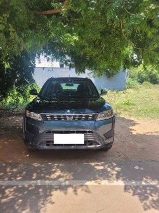 Used Mahindra XUV300 W6 AMT Diesel Sunroof NT BSVI