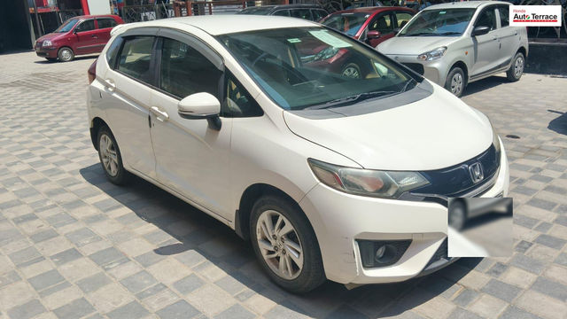 Honda Jazz V CVT Second-hand 2016 Honda Jazz V CVT for sale in Chennai