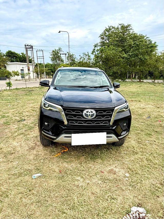 Second-hand 2022 Toyota Fortuner 4X2 Diesel BSVI for sale in Mohali