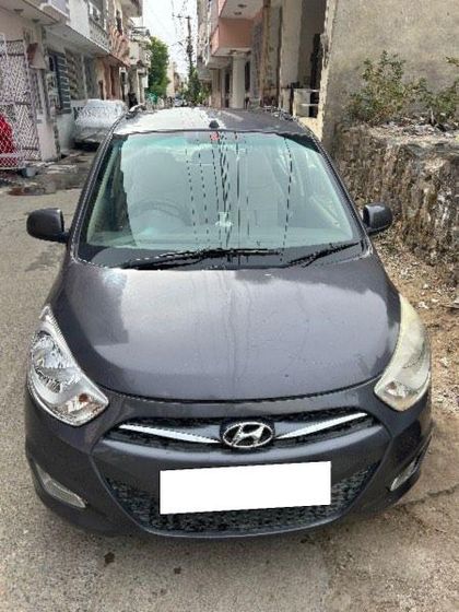 16 Used Hyundai i10