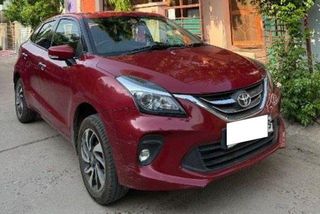 1 Used Toyota Glanza in Chattarpur