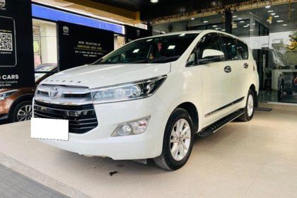 Used 2.5 G (Diesel) 7 Seater BS IV