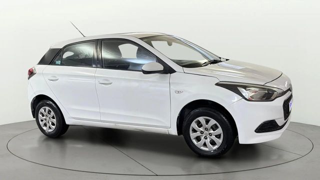Hyundai i20 Magna 1.2 Second-hand 2014 Hyundai i20 Magna 1.2 for sale in Greater Noida