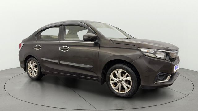 Honda Amaze V CVT Petrol BSIV Second-hand 2018 Honda Amaze V CVT Petrol BSIV for sale in New Delhi