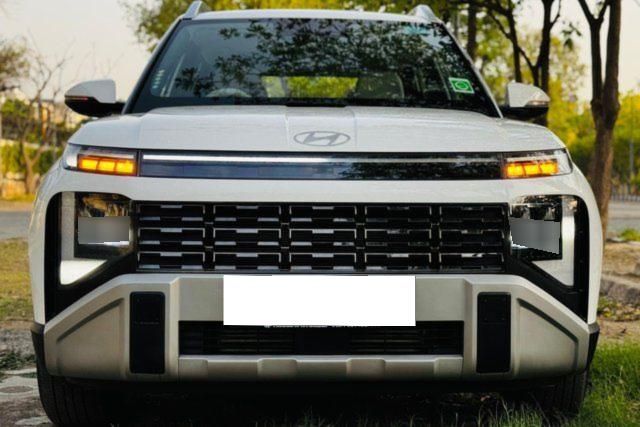 Second-hand 2025 Hyundai Venue HX 8 Turbo DCT for sale in New Delhi