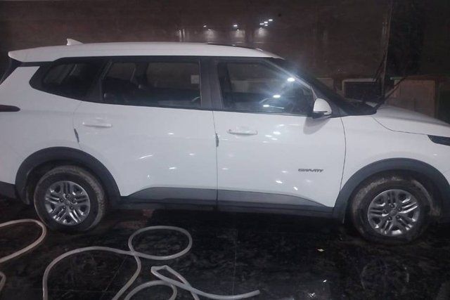Kia Carens Gravity Second-hand 2025 Kia Carens Gravity for sale in New Delhi