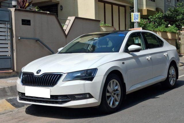 Skoda Superb LK 1.8 TSI AT Second-hand 2017 Skoda Superb LK 1.8 TSI AT for sale in Bangalore