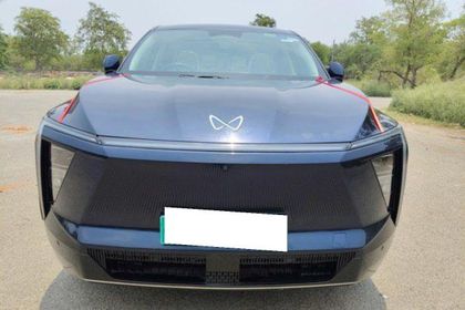 Mahindra XEV 9e Pack Three
