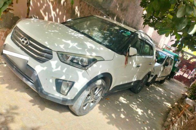 Second-hand 2017 Hyundai Creta 1.6 CRDi SX for sale in Greater Noida