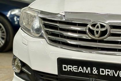 2015 Toyota Fortuner 4x4 MT