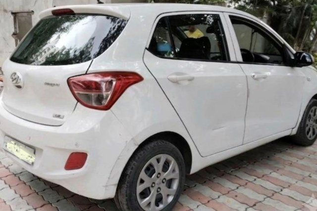 Hyundai Grand i10 Magna Second-hand 2017 Hyundai Grand i10 Magna for sale in Bangalore