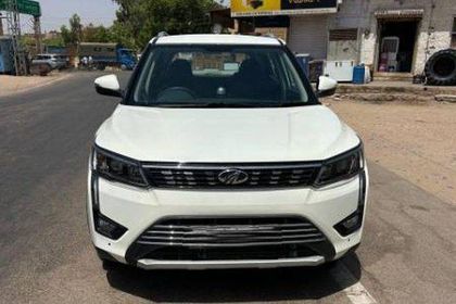 Used W6 Diesel Sunroof BSVI