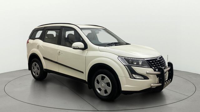Second-hand 2021 Mahindra XUV500 W7 AT for sale in Hyderabad