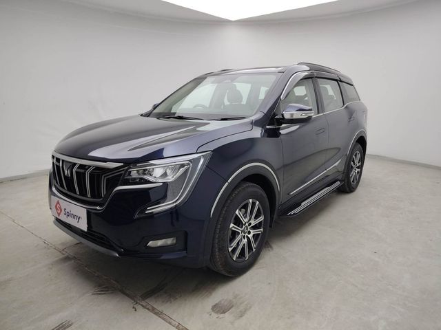 Mahindra XUV700 AX7 7Str AT Second-hand 2023 Mahindra XUV700 AX7 7Str AT for sale in Hyderabad