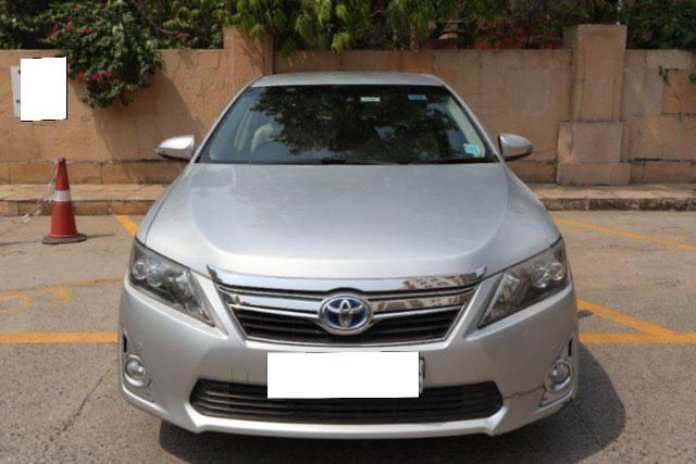 Second-hand 2014 Toyota Camry Hybrid for sale in New Delhi