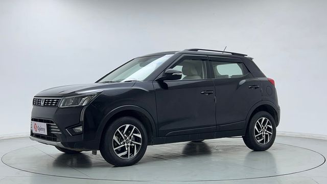 Second-hand 2023 Mahindra XUV300 W8 Opt Diesel for sale in Gurgaon