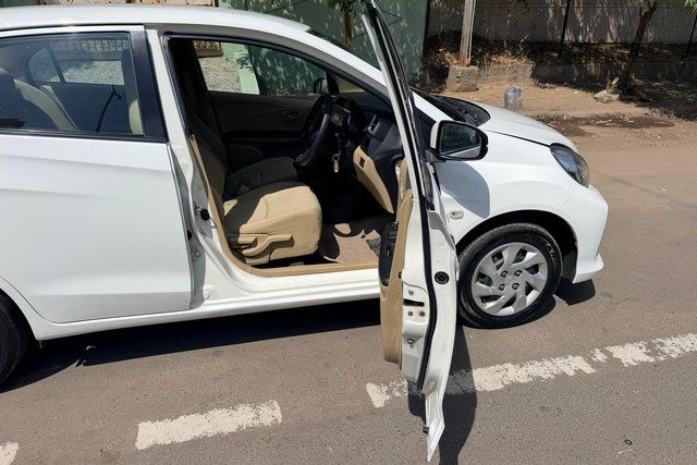 Honda Amaze S i-DTEC Second-hand 2016 Honda Amaze S i-DTEC for sale in Vadodara