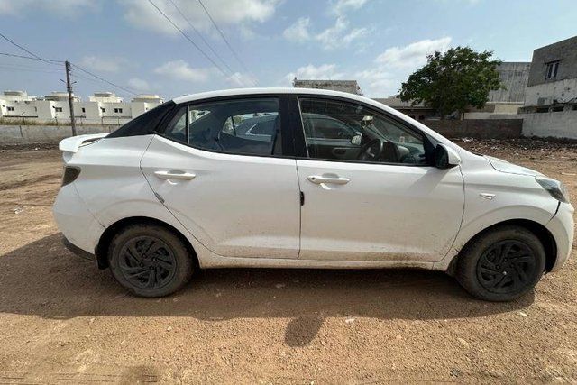 Hyundai Aura S CNG Second-hand 2021 Hyundai Aura S CNG for sale in Surendranagar
