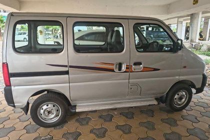 6 Used Maruti Suzuki Eeco