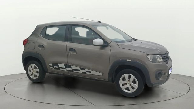 Second-hand 2017 Renault KWID 1.0 RXT for sale in Bangalore