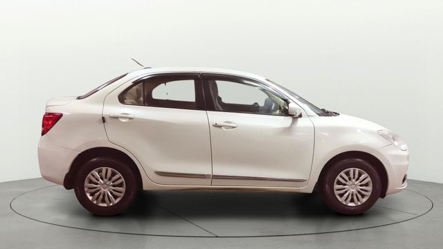 Second-hand 2020 Maruti Suzuki Dzire VXI AT BSVI for sale in Surat