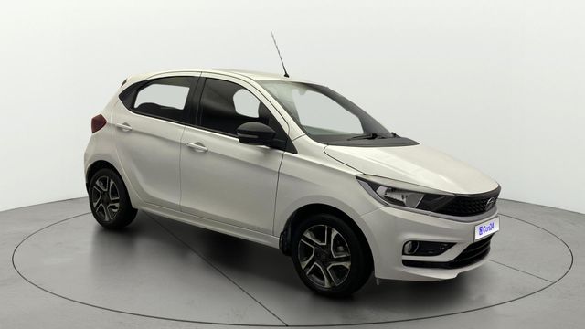Second-hand 2021 Tata Tiago XZA Plus AMT BSVI for sale in Kochi