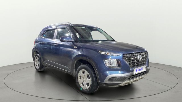 Hyundai Venue S Second-hand 2022 Hyundai Venue S for sale in Kolkata