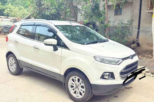 Ford Ecosport 1.5 DV5 MT Titanium Second-hand 2015 Ford Ecosport 1.5 DV5 MT Titanium for sale in Kolkata