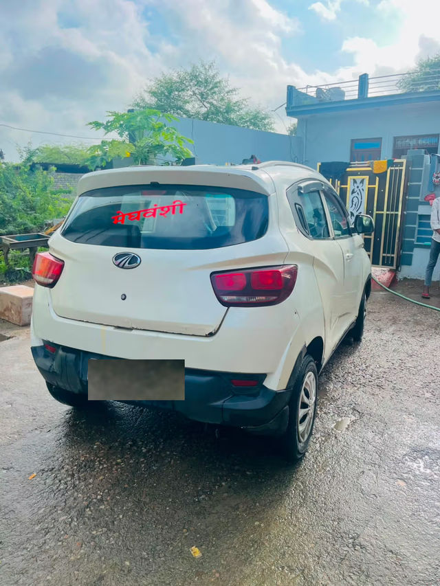 Mahindra KUV 100 mFALCON D75 K4 Second-hand 2016 Mahindra KUV 100 mFALCON D75 K4 for sale in Kota
