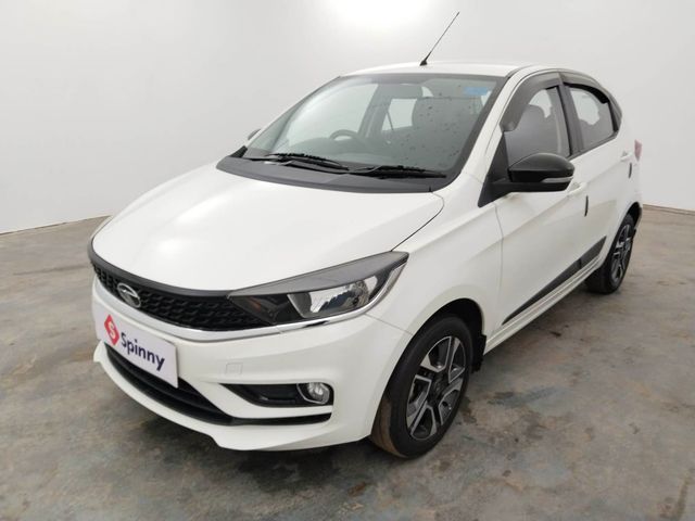 Second-hand 2020 Tata Tiago XZ Plus for sale in Kochi