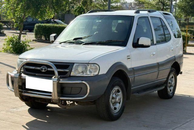 Tata Safari 4X4 EX Second-hand 2011 Tata Safari 4X4 EX for sale in Ahmedabad