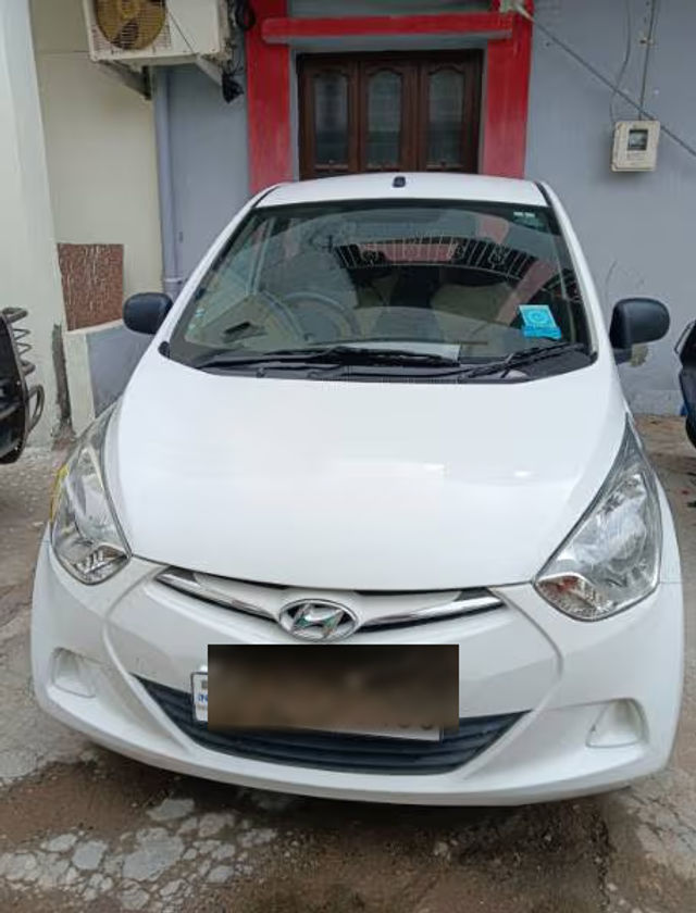 Second-hand 2015 Hyundai EON Era Plus for sale in Vadodara