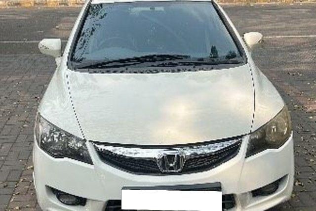 Second-hand 2011 Honda Civic 1.8 V MT for sale in Navi Mumbai