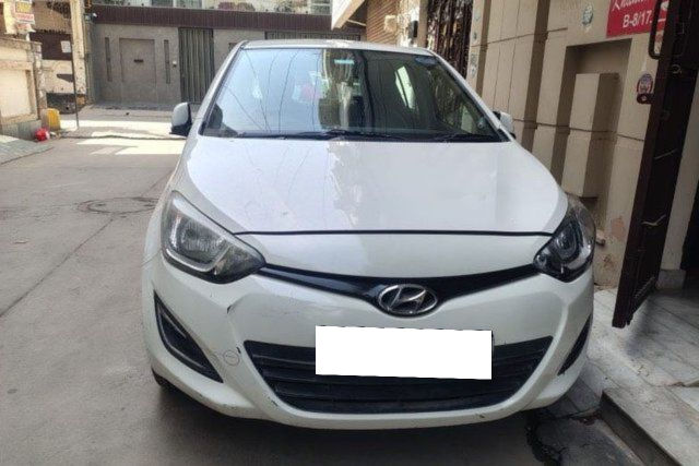 Second-hand 2012 Hyundai i20 1.2 Magna Opt for sale in New Delhi