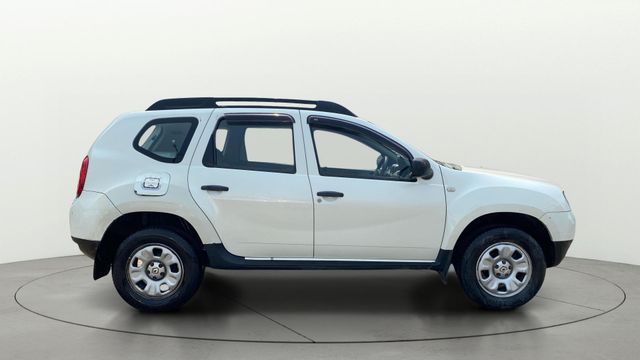 Renault Duster Petrol RxE Second-hand 2015 Renault Duster Petrol RxE for sale in Patna
