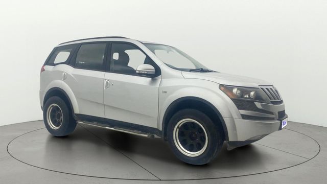 Mahindra XUV500 W6 2WD Second-hand 2013 Mahindra XUV500 W6 2WD for sale in Bangalore
