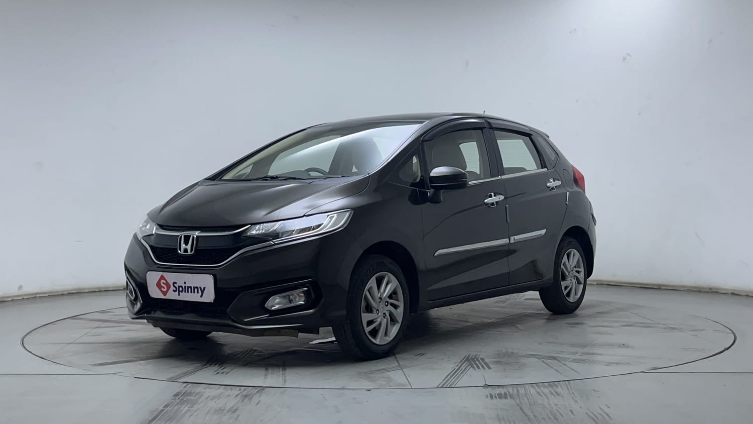 Buy Used Honda Jazz ZX of 2022 model @ 8,02,000 INR in Hyderabad