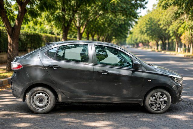Second-hand 2022 Tata Tigor XE BSVI for sale in Noida