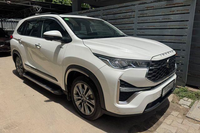 Toyota Innova Hycross ZX(O) Hybrid Second-hand 2025 Toyota Innova Hycross ZX(O) Hybrid for sale in Chennai